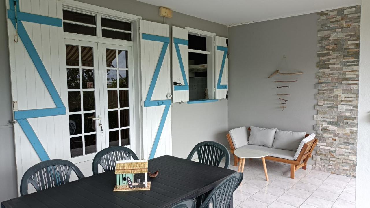 T2 Jardin Clos Les Nids De La Colline Сен-Франсуа Екстер'єр фото